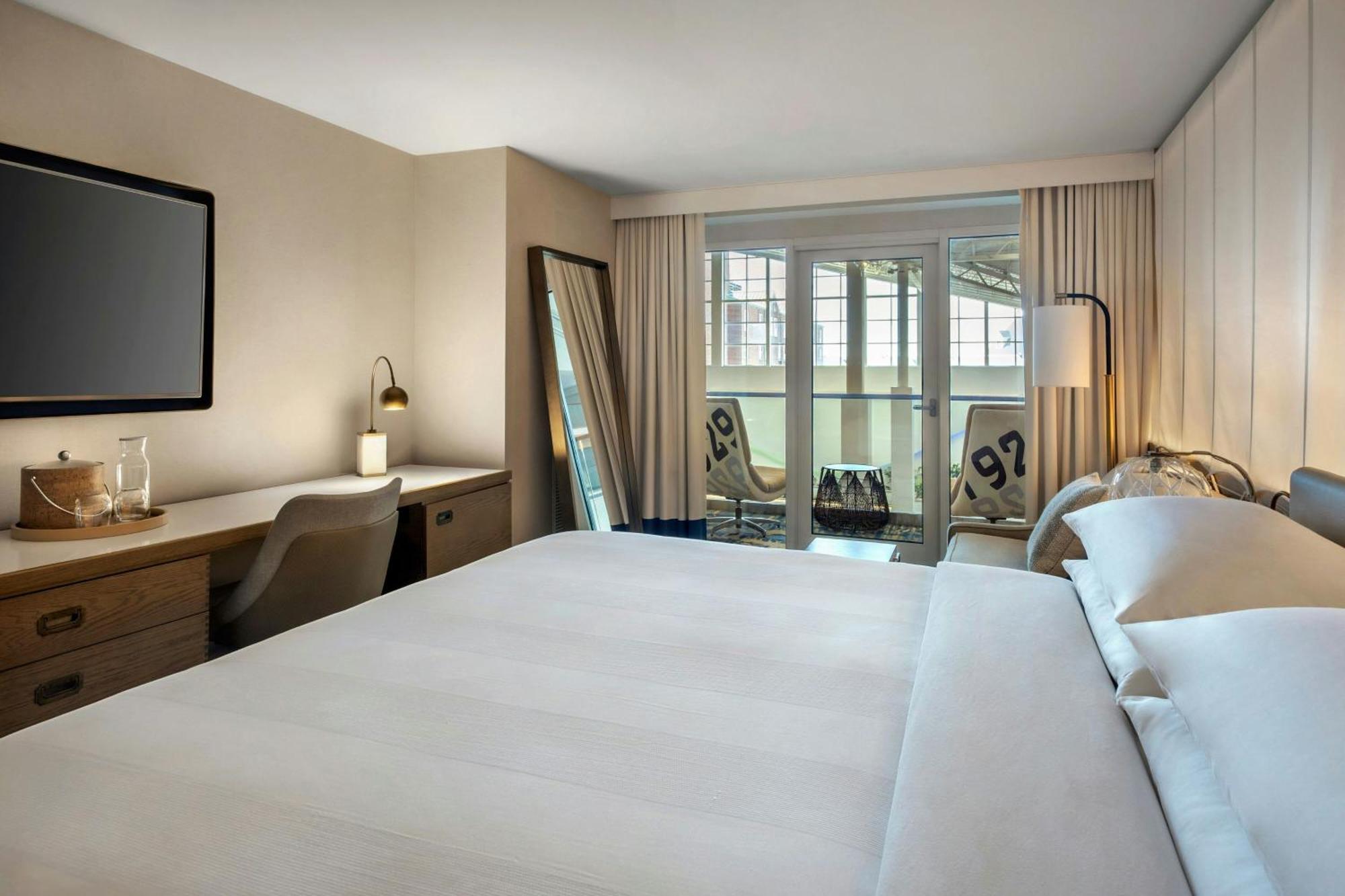 Marriott & 4*