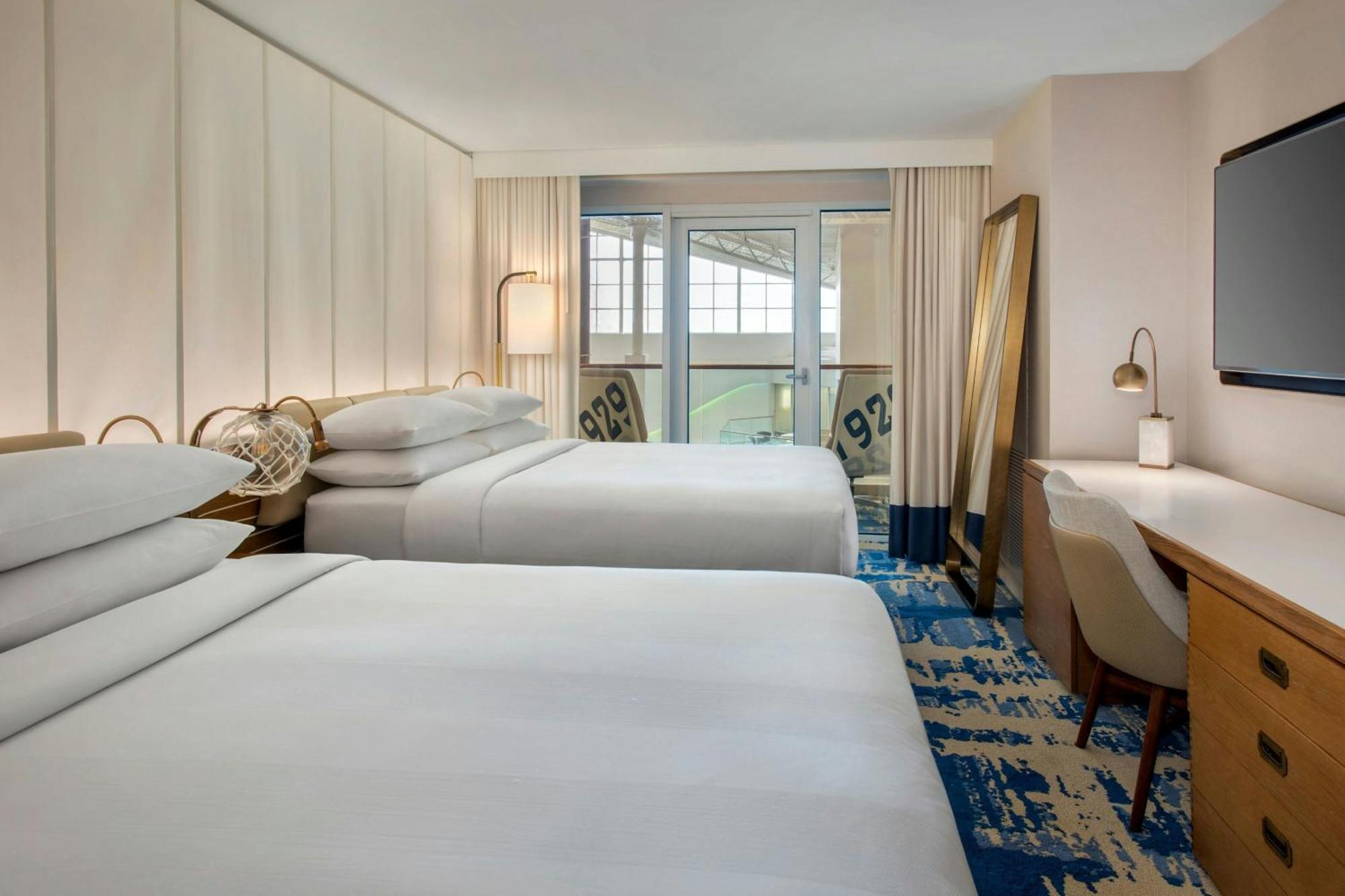 Marriott & 4* Newport